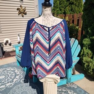 💥3/$20 Rewind Medium Multicolor Chevron Blouse!